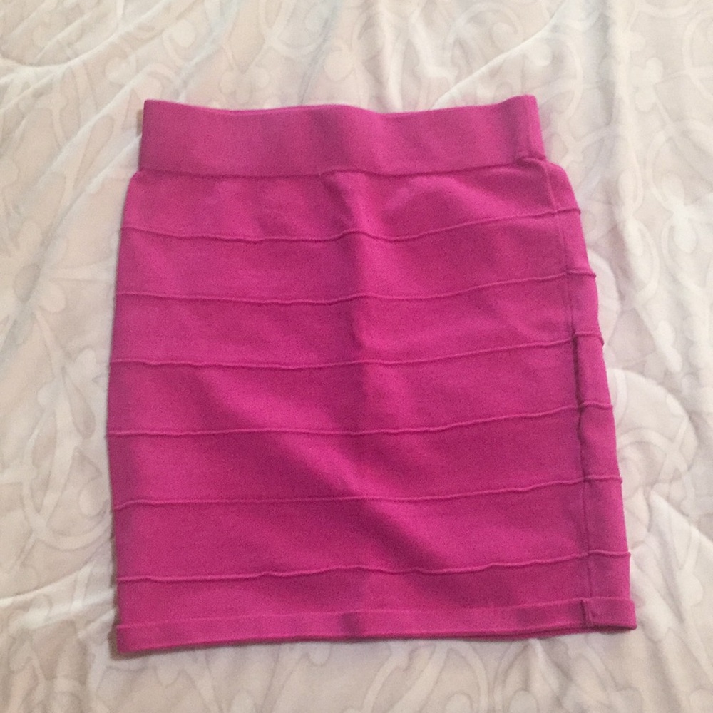 Tight knit skirt
